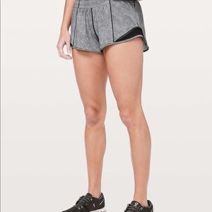Lululemon Hotty Hot Shorts, 2.5 Inseam